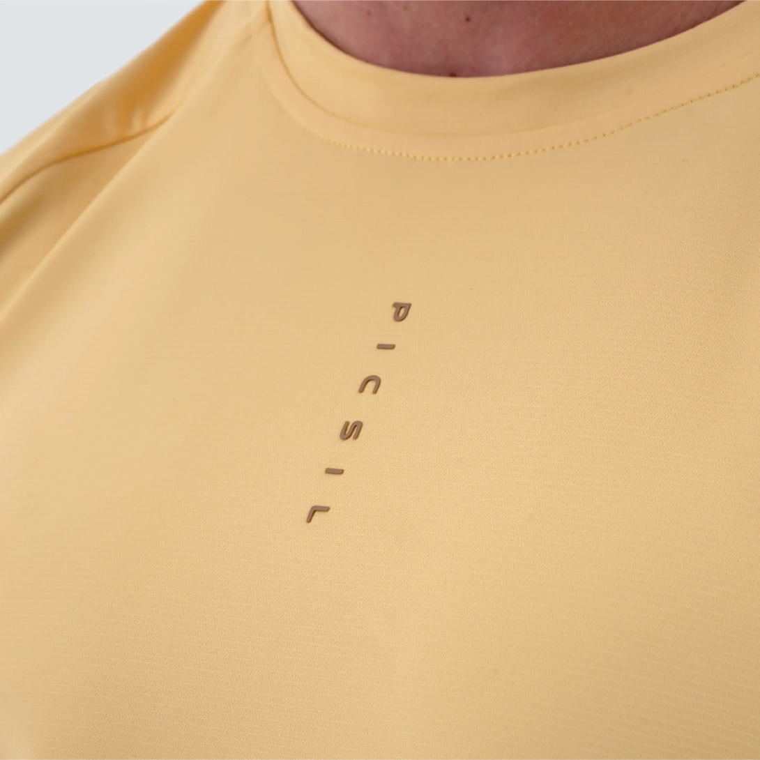 Camiseta Perfomance Hombre AW25